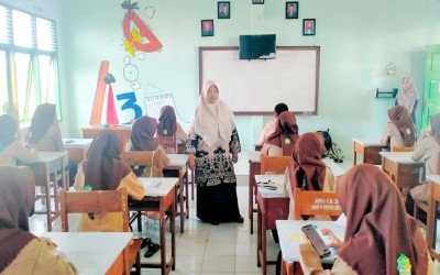 Pantau Ujian Berbasis Android, Kamad MAN 1 Sinjai: Transformasi Digital Adalah Keharusan
